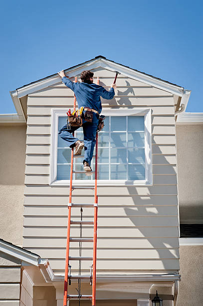 How To Choose The Right Materials for Your Siding Installation in 'Arnold, CA